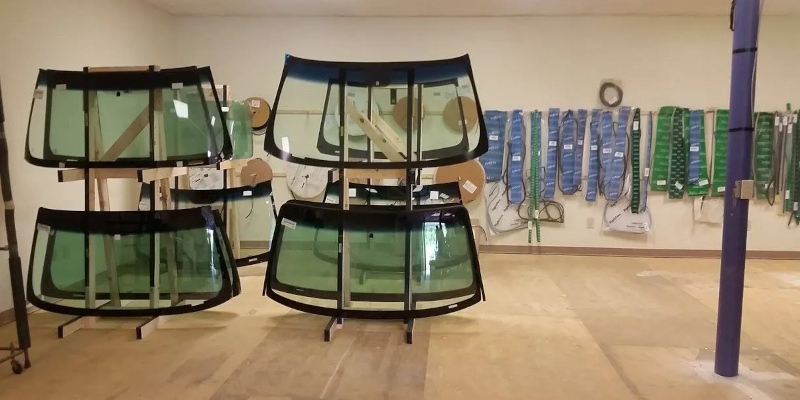 Auto Glass in Oakland, Maryland